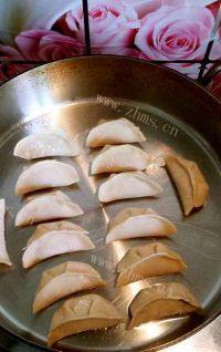 自制煎饺做法图解13)
