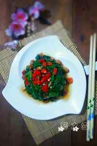 咸甜适中的凉拌菠菜