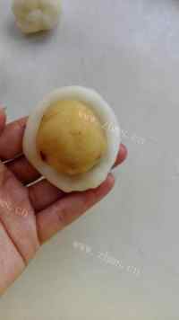 热腾腾的冰皮月饼做法图解4)