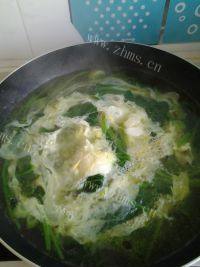 「美味可口」菠菜鸡蛋汤做法图解7)