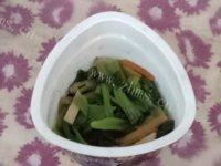 自制拌菠菜做法图解11)