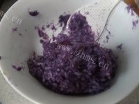 美味的紫薯寿司做法图解6)
