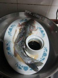 鲜嫩清蒸鱼做法图解9)