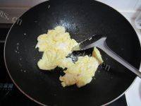 香味四溢的豆豉炒青椒做法图解3)