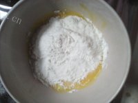 诱人的蒸蛋糕做法图解2)
