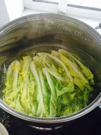 家常菜虾仁娃娃菜做法图解2)