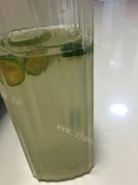 好喝的金桔柠檬饮做法图解4)