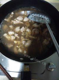 家常菜番茄牛腩做法图解1)