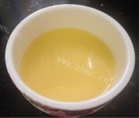 美味的蒸鸡蛋羹做法图解4)
