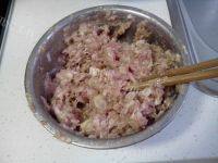美味的肉丸汤做法图解4)