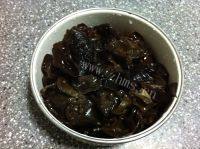 香飘的洋葱拌木耳做法图解2)