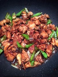 香喷喷的辣炒鸡腿做法图解6)