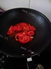 美味的番茄鱼片汤做法图解6)