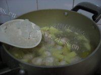 美味的冰糖水果藕丸羹做法图解10)