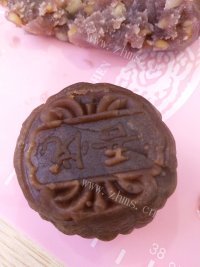 特色美食冰皮月饼做法图解4)