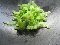 家常菜苦瓜牛肉做法图解8)