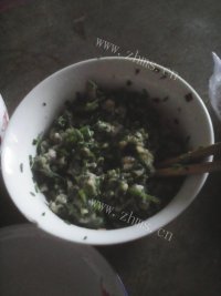在家做的锅贴做法图解1)