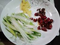 干煸鸡做法图解3)