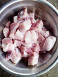 家常菜土豆炖肉做法图解1)