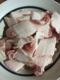 家常菜莲藕炒肉片做法图解2)
