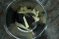可口的布朗尼蛋糕做法图解2)