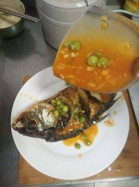 家常菜糖醋鲤鱼