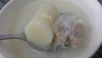 滋养淮山瘦肉粥做法图解6)