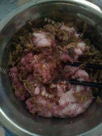 简易版菜干蒸肉饼做法图解4)