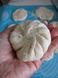 自制梅干菜肉饼做法图解8)