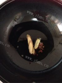 口感不错的鱼头豆腐汤做法图解2)