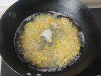 美味的玉米蛋花羹做法图解6)