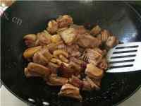 好吃的土豆焖羊肉做法图解3)