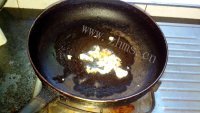美味的炒花蛤做法图解3)