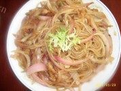 家常菜圆葱炒粉条