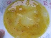 鸡蛋煎馒头片做法图解1)