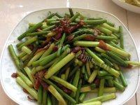 家常菜肉丝蒜薹