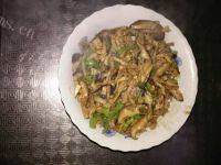 家常菜香菇炒肉丝