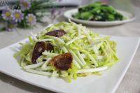 家常菜腊肠炒蒜苗
