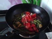 易做的土豆炖豆角做法图解11)