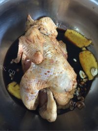 美味的电饭煲版烤鸡做法图解6)