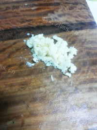 家常菜秋葵炒肉片做法图解5)