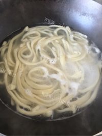 手工拉面做法图解8)