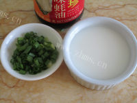 美味的油豆腐塞肉做法图解1)