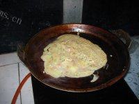 饱满的胡萝卜鸡蛋饼做法图解9)