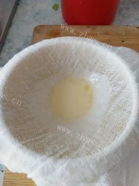 美味的虾仁蒸蛋做法图解3)