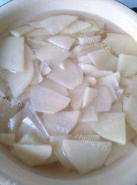 家常菜过油肉土豆片做法图解1)