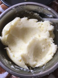 土豆底披萨做法图解4)