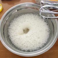 回味无穷的戚风蛋糕做法图解3)