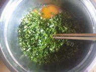 「绿色食物」韭菜鸡蛋饼做法图解2)