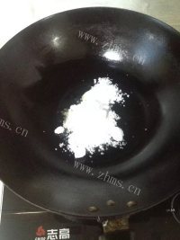 芳香四溢的拔丝山药做法图解4)